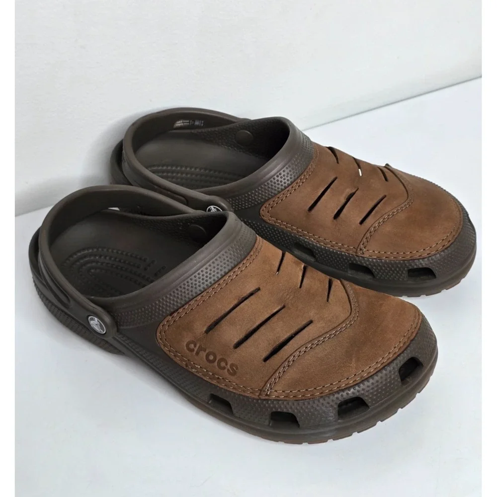 CROCS Classic Bogata Sandals Mens 10 Brown Outdoor Waterproof Clog Shoes 11038